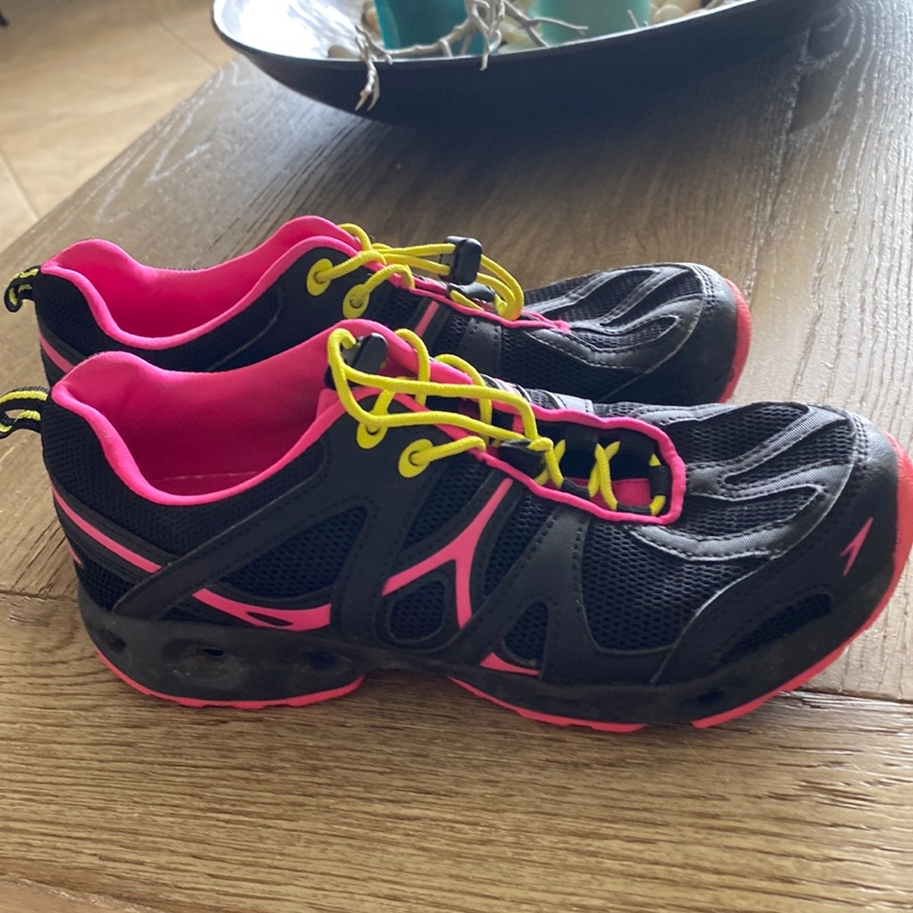 Speedo Size Water Shoes Black, Pink & Neon Green